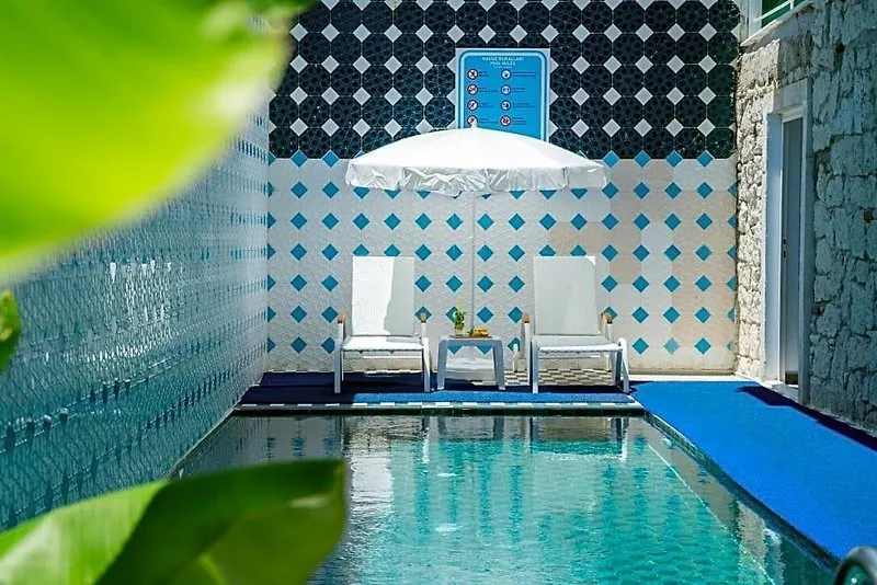 Dam Hotel Lara