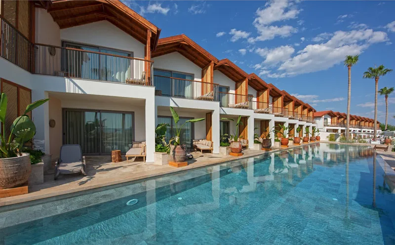 Sobe z neposrednim dostopom do bazena swim-up