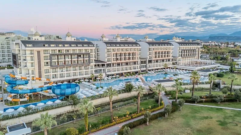 Diamond De Luxe Hotel & Spa