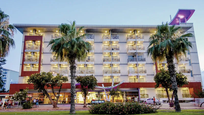 Grand Okan Hotel