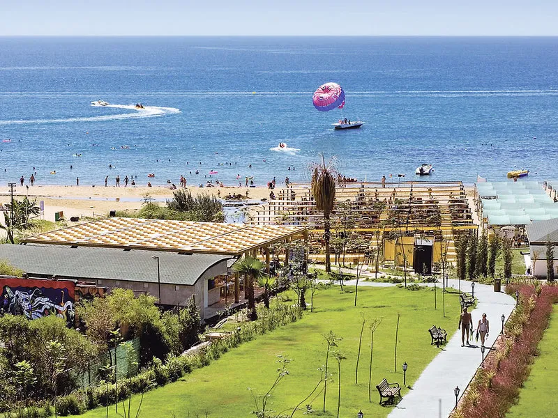 Royal Atlantis Spa & Resort