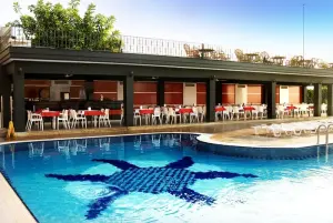 Aleria Belport Beach Hotel