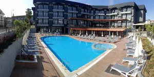 Clover Magic Park Side