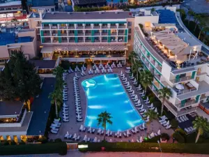 TUI BLUE Barut Andiz